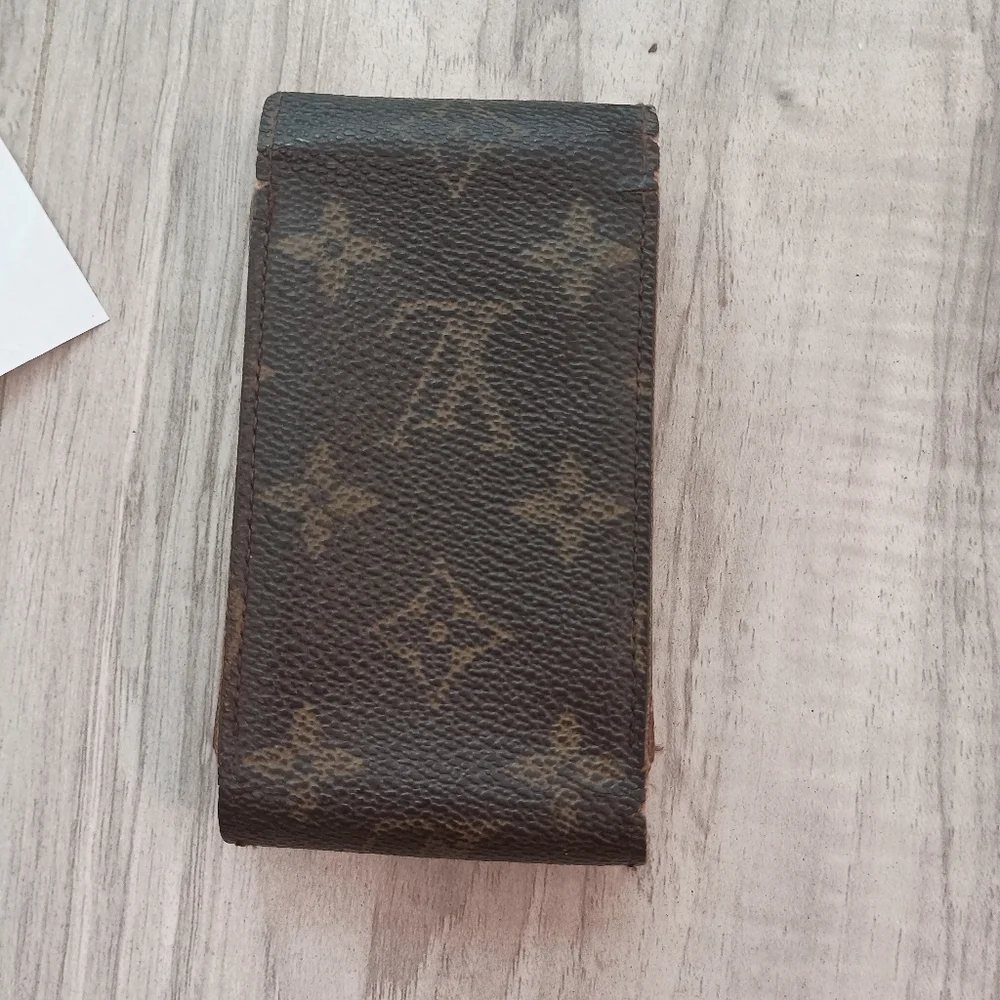 Louis Vuitton LV Etui Monogram Cigarette Tobacco Case Holder Brown Pouch